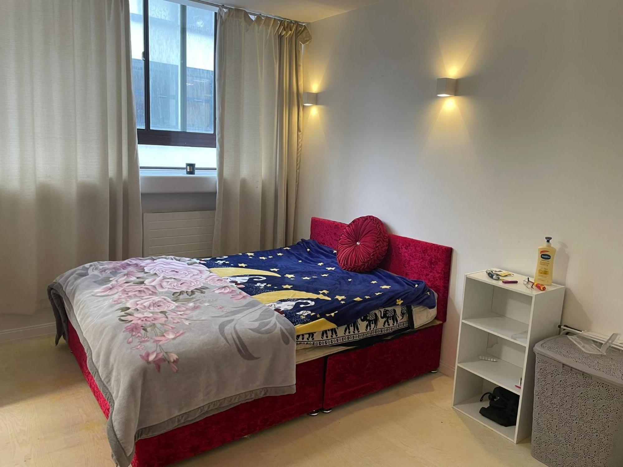 2 Bedroom Flat In Appartamento Londra